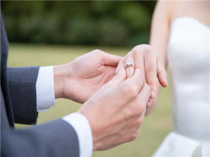 已生小孩补办结婚证流程