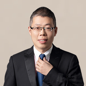 张丛卓律师