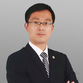 李录真律师
