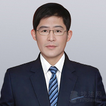 刘荣春律师
