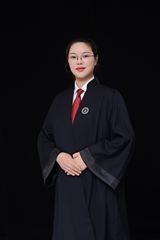 周围围律师