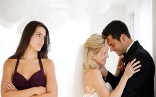 婚内出轨