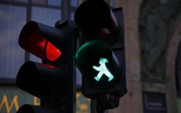 实习期闯红灯扣几分