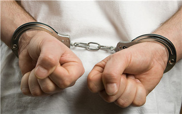 强奸罪一般判刑多久?