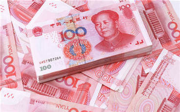 公司扣五险一金多少钱